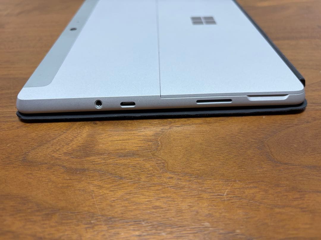 美品❗️SurfaceGo Office付き！4GB&64GB