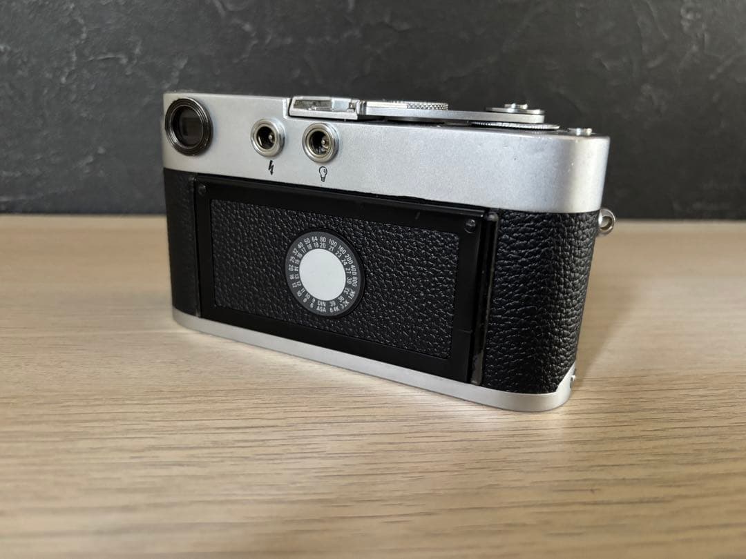 LEICA M2 フイルムカメラ