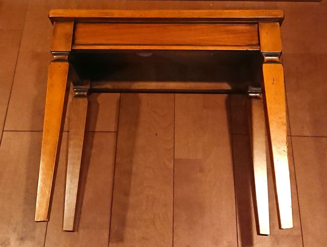 稀少 SELVA イタリア製 チェリー材 サイドテーブル アンティーク家具