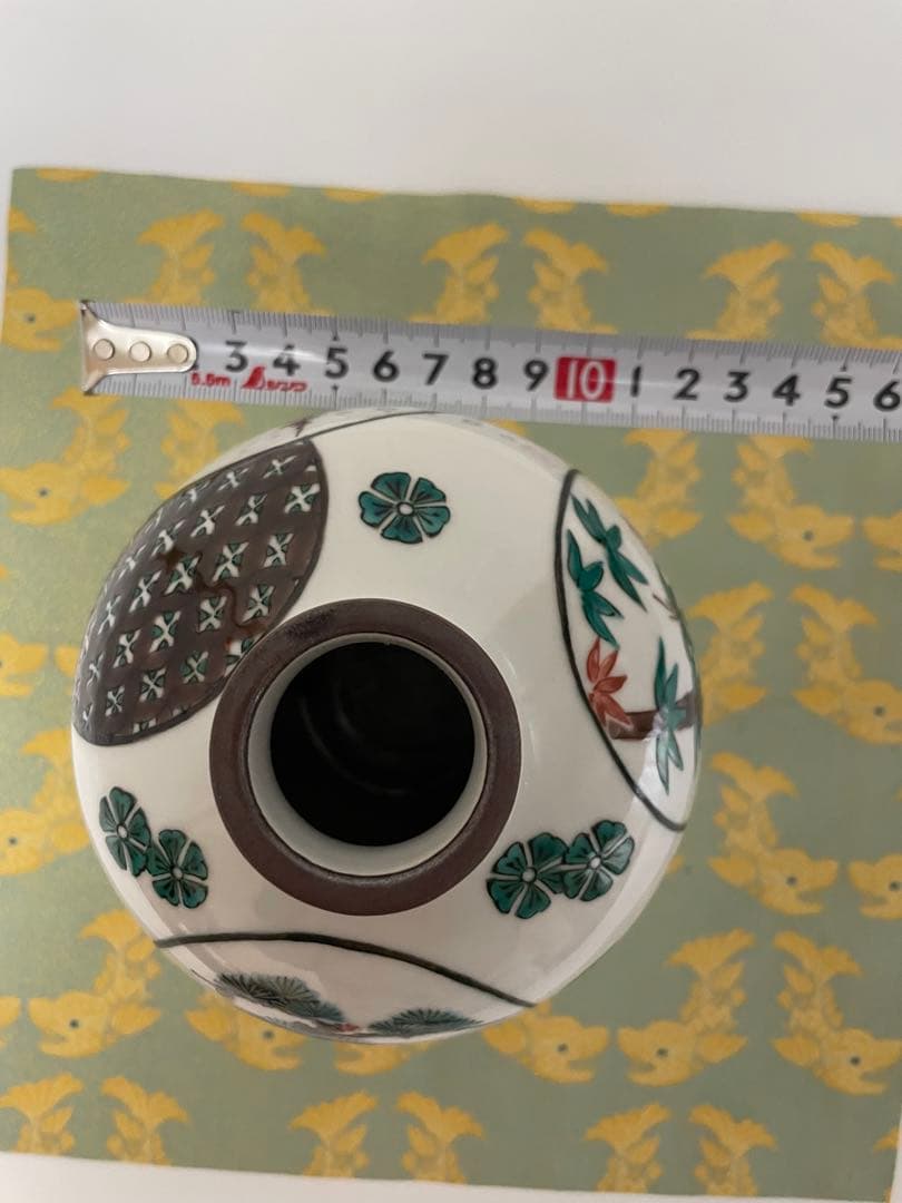 九谷焼　三ツ井為吉作　松竹梅　花瓶