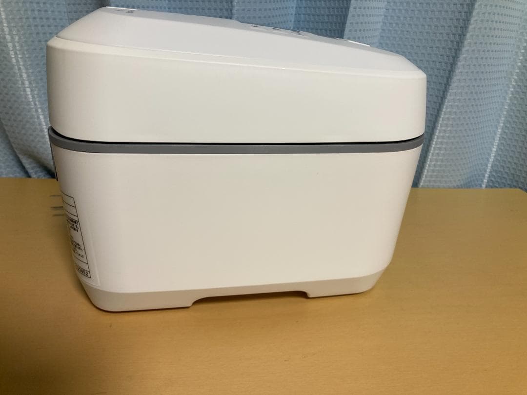 ゆうた★美品★日立 RZ-V100EM 圧力＆スチームIHジャー炊飯器