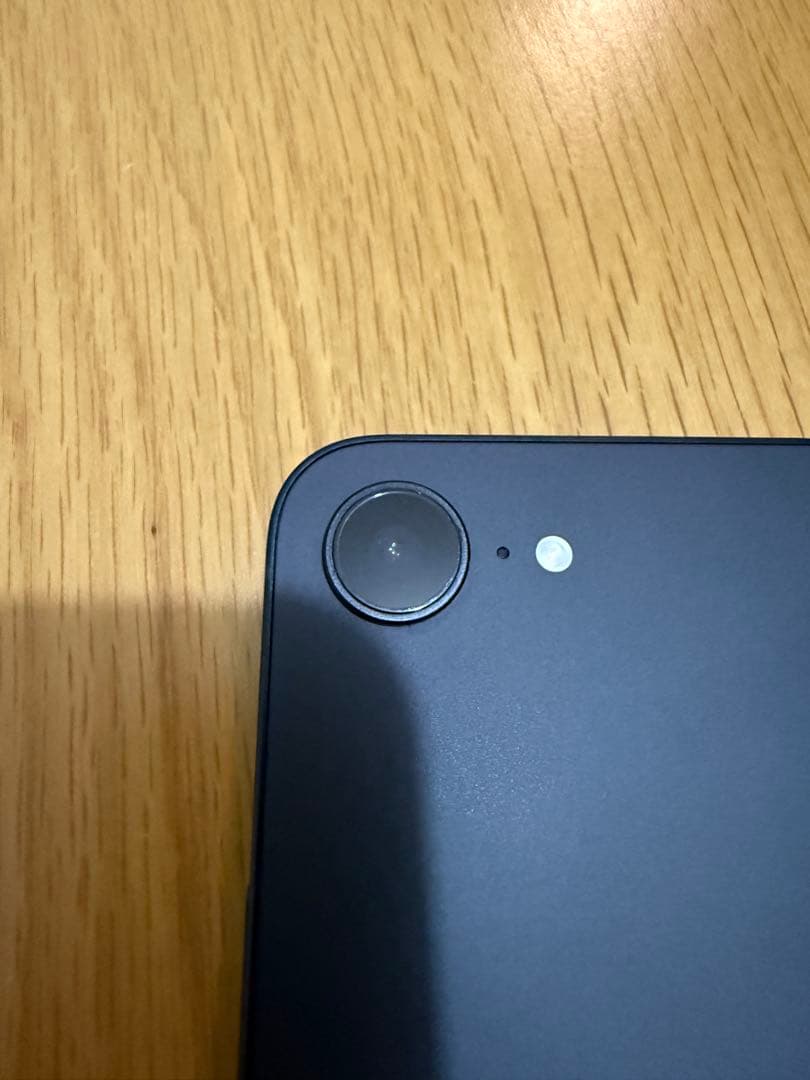 iPhone16e 256GB アップル購入 完済済 bat100% 充33