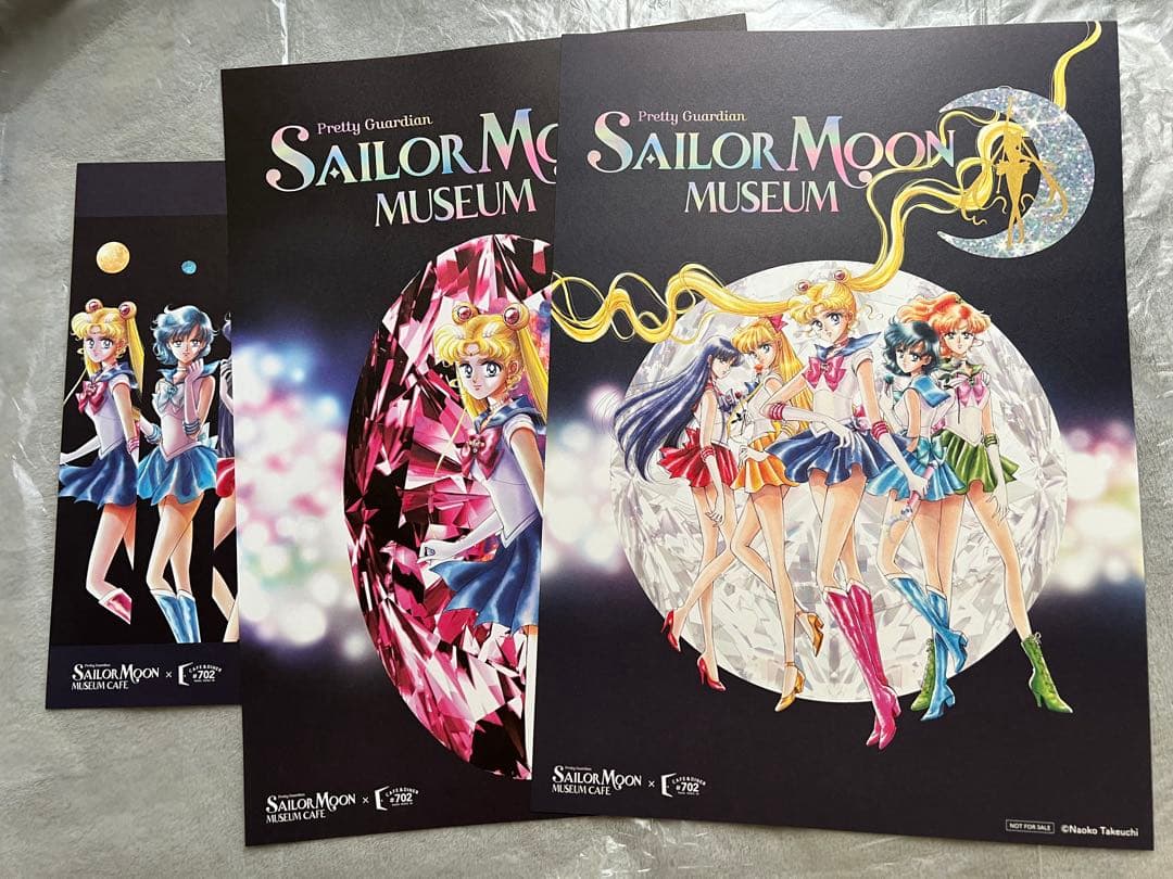 セーラームーンミュージアムカフェランチョンマット&オーロラポスター