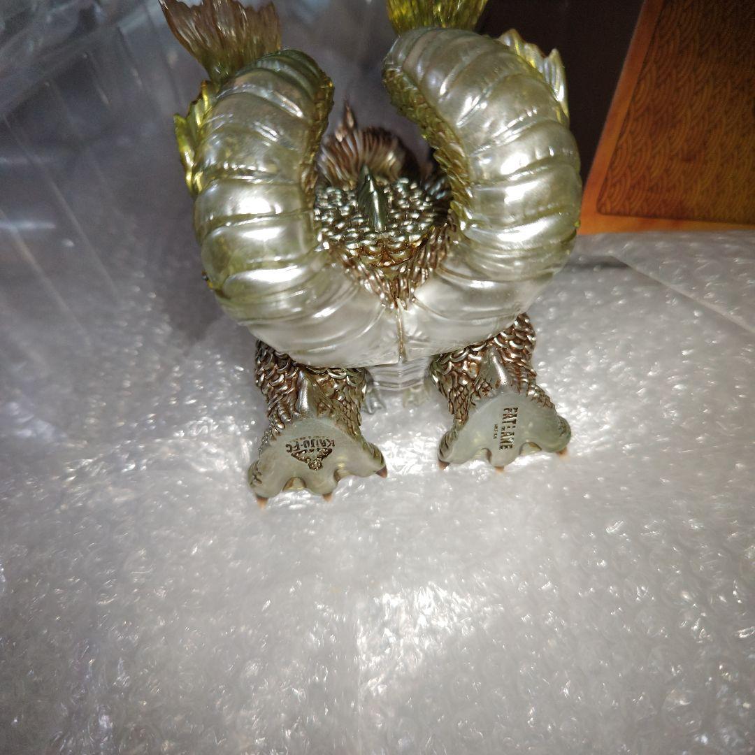 怪獣女王　DRAGORA　フィギュア　ソフビ