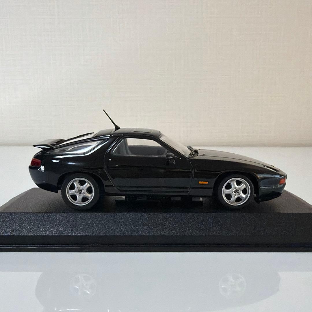 ミニカー 1/43 Porsche 928 GTS 1991 / PMA