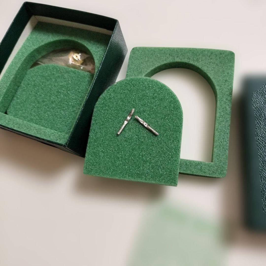 MINNIE MARIA 小さなテディベア ピンバッジ