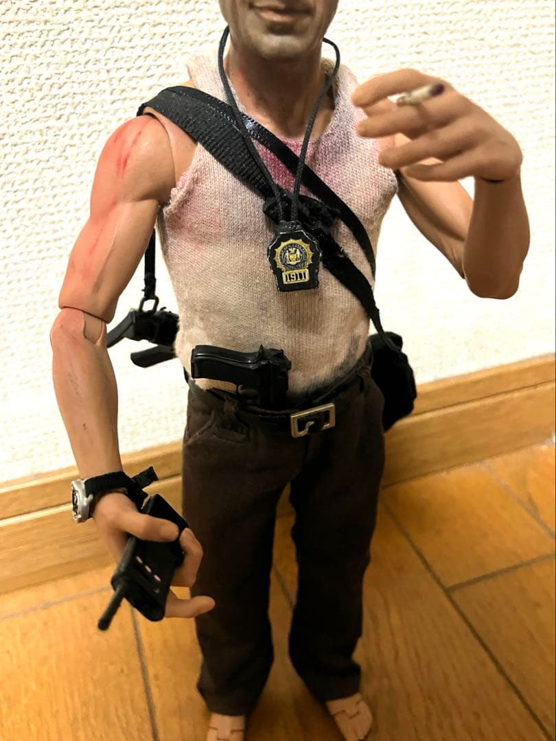 本日終了　ダイハード　1/6カスタム　フィギュア　ホットトイズ　ブルースウィルス