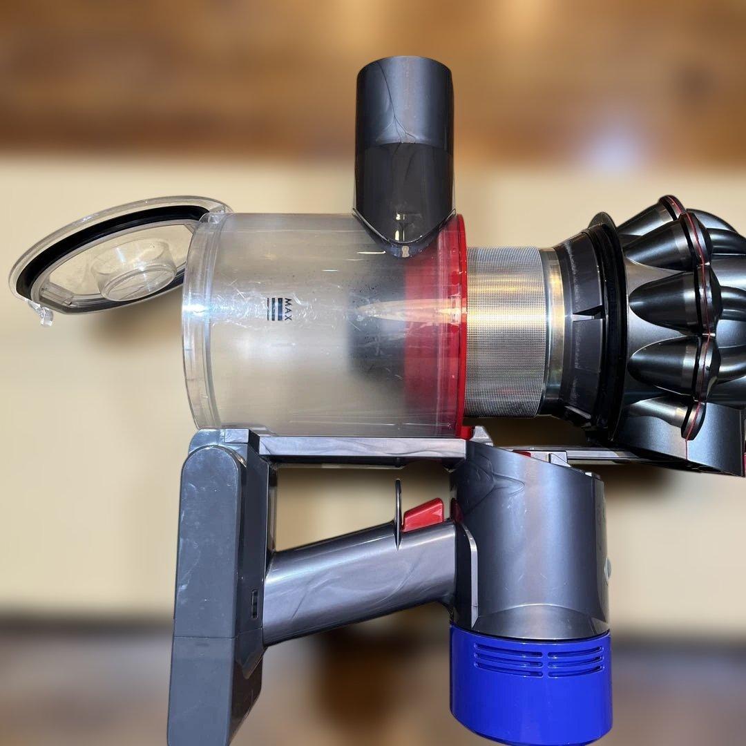 Dyson V8 Fluffy 掃除機 【バッテリー交換済】