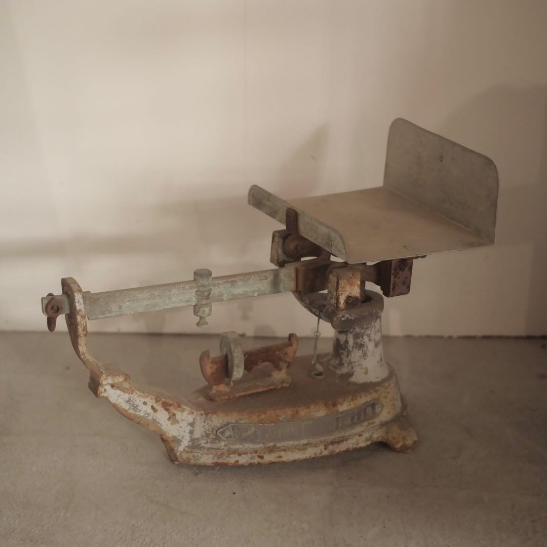 秤　はかり　天秤　鉄　サビ　アート　置物　古家具　古道具　アンティーク昭和レトロ