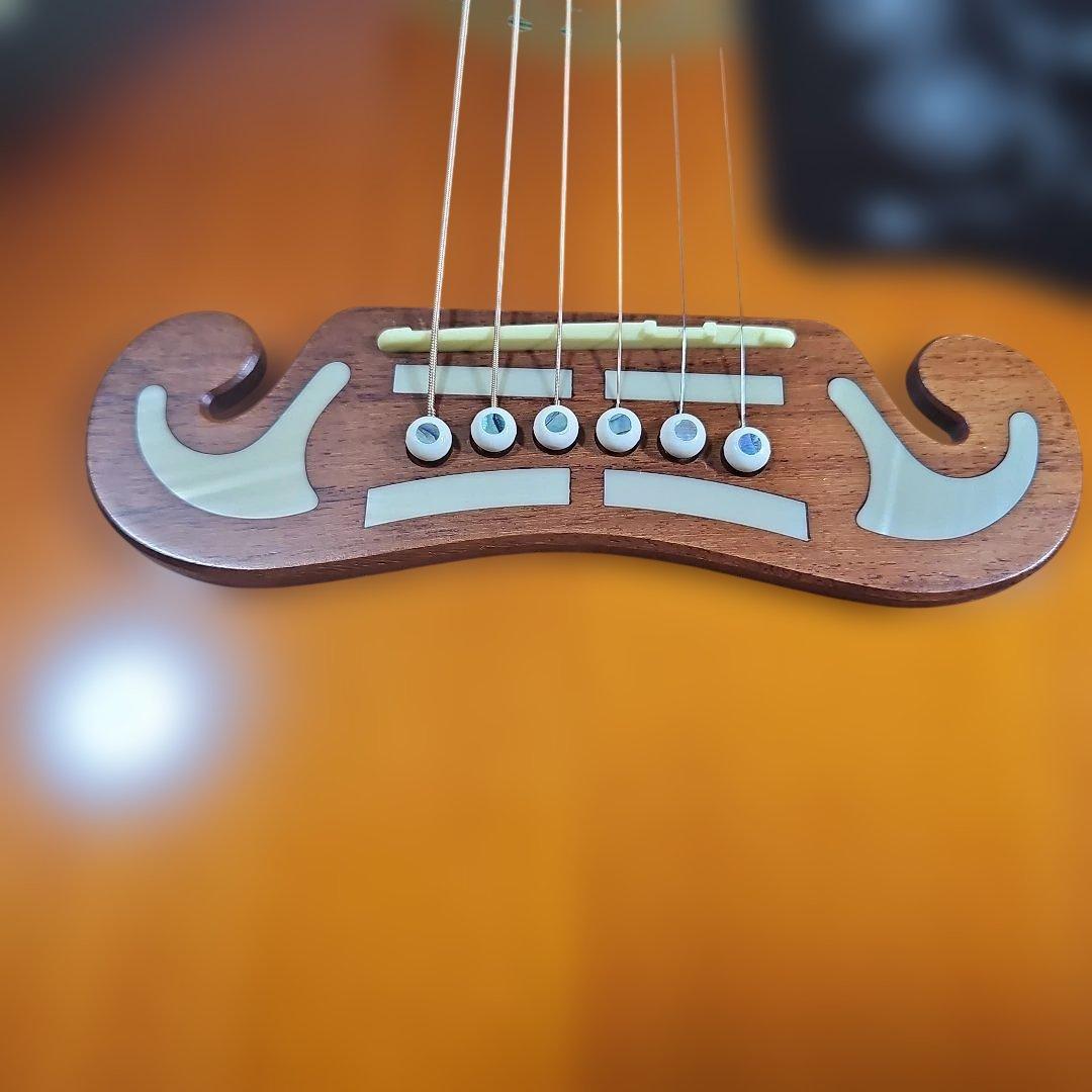 Epiphonc.EJ-200VS 社外製ソフトケース付き。