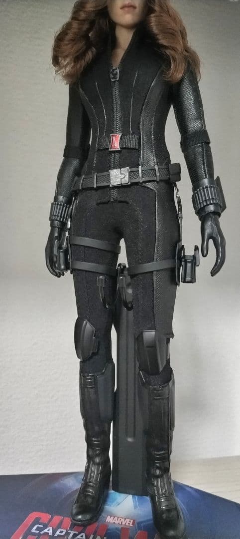 ホットトイズ　ブラック・ウィドウ