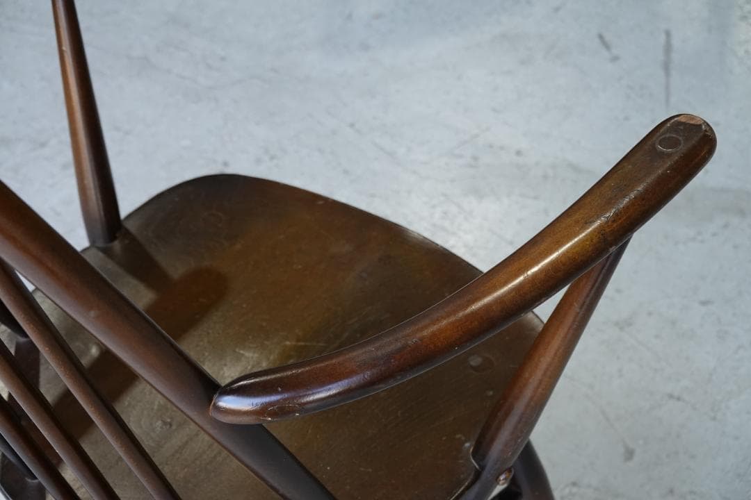 ERCOL / アーコール｜クエーカーアームチェア｜エルム材 1960年代