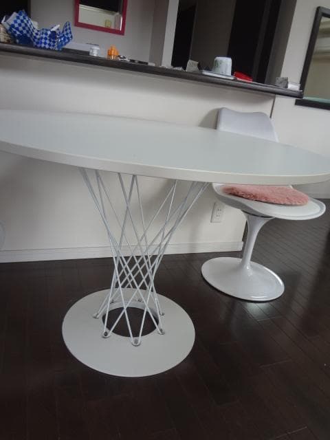 Hqqq! イサムノグチ サイクロンテーブル (径103M) 訳あり