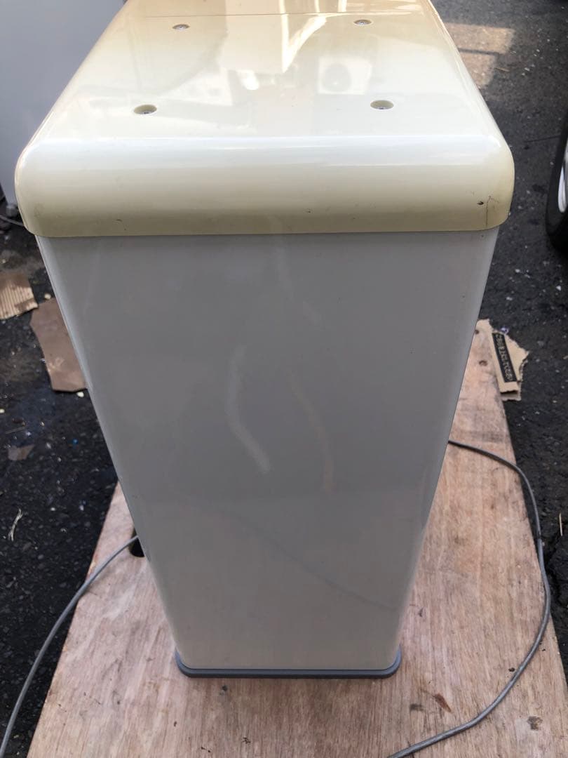 サンデン　ワンショットソフトアイスクリームマシーンCIM-60A-B