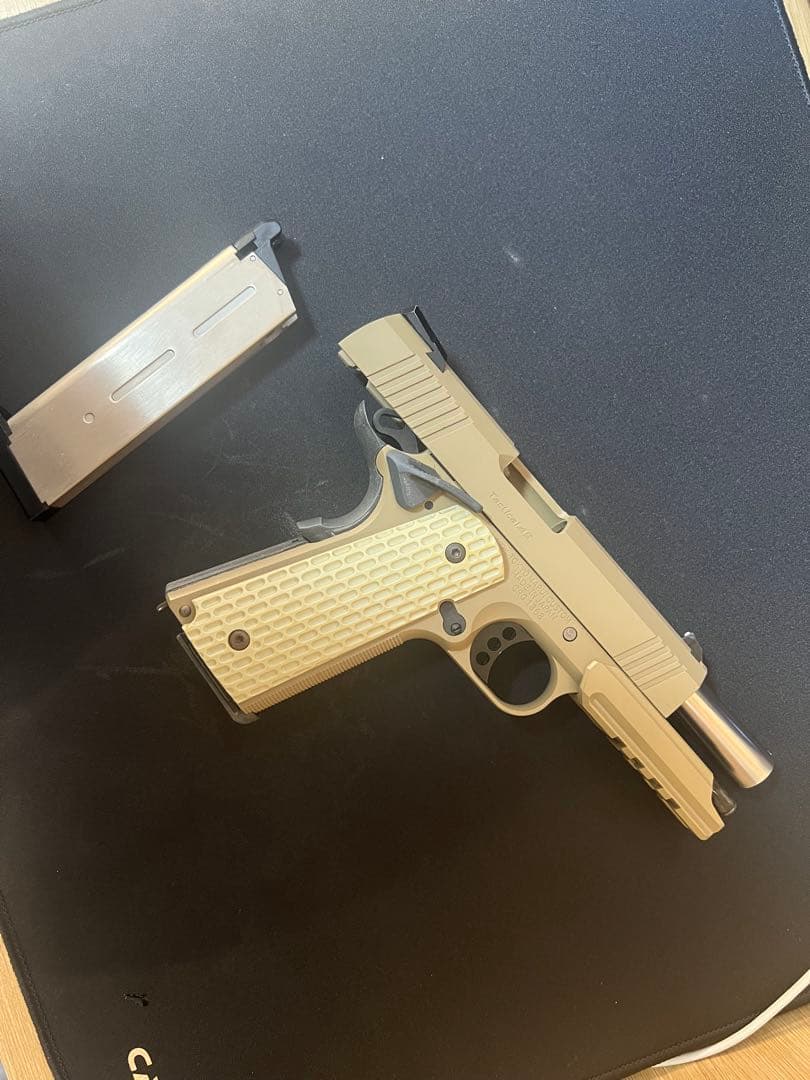 東京マルイ DESERT WARRIOR 4.3 デザート　ウオーリア　ガスブロ