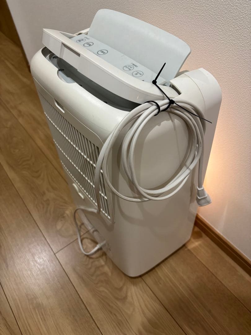 美品　SHARP 除湿機 CV-N71-W ホワイト