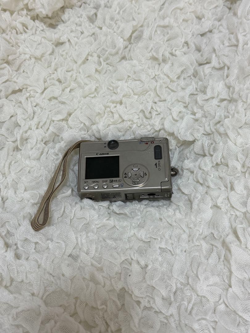 コンパクトデジカメ　IXY DIGITAL200 SDカードリーダー付 セット