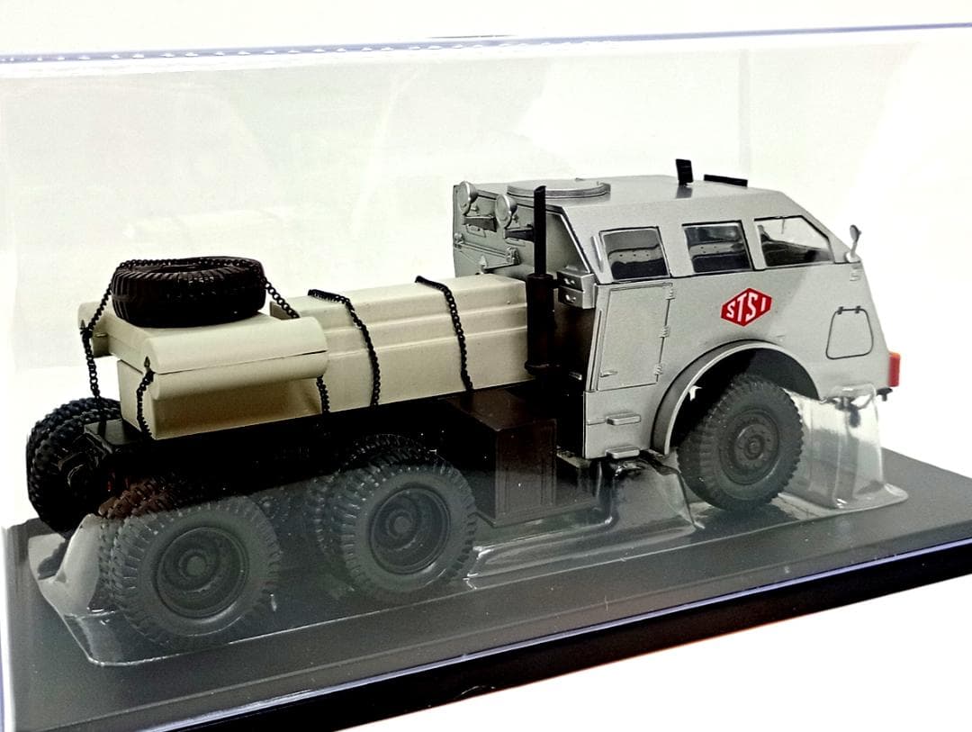 オデオン 1/43 パシフィック M26 戦車牽引トラック 1944 シルバー