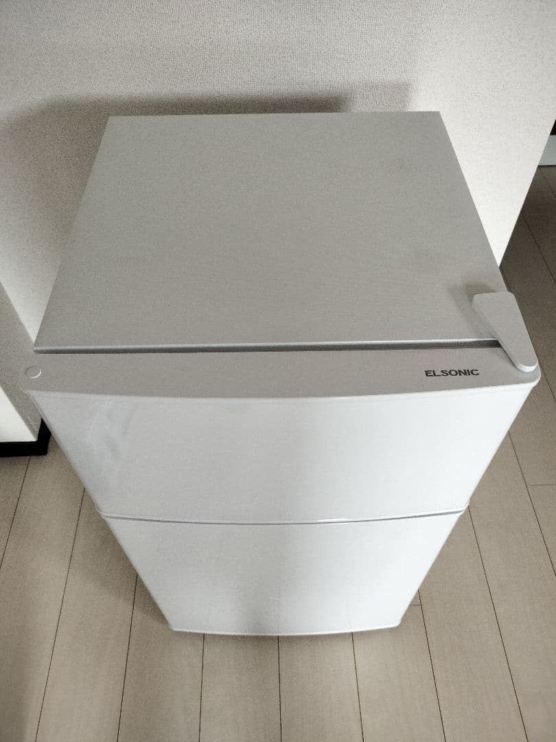 未使用品★85リットル ELSONIC 冷蔵庫 ホワイト 上冷蔵下冷凍