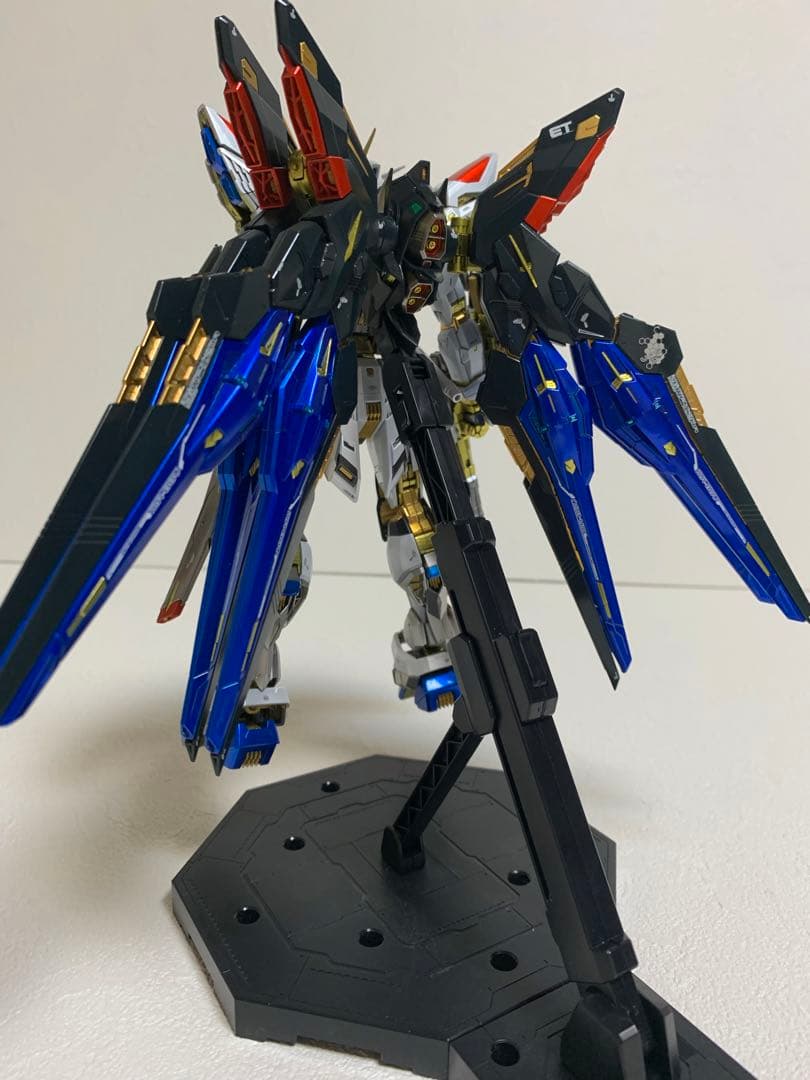 MGEX ストライクフリーダムガンダム　塗装済み完成品