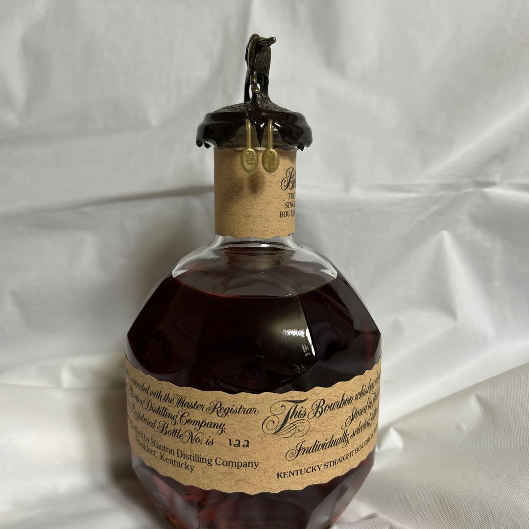 ブラントン　バーボンウイスキー