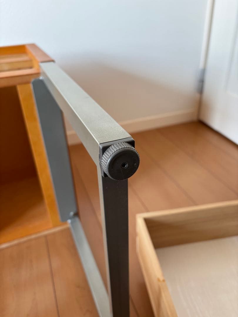 SOHOspace机　桜屋工業株式会社