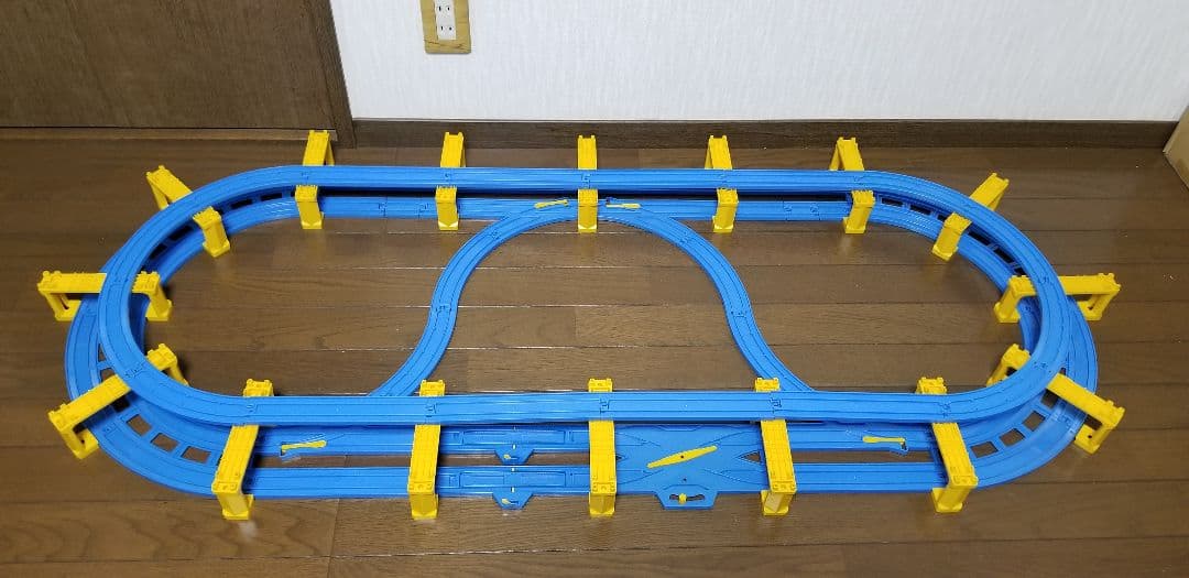 プラレール線路　複線4層高架レイアウト　サウンド駅付き