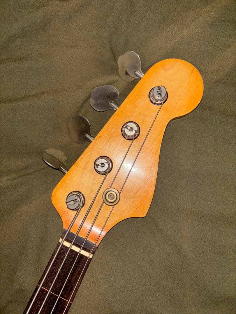 め*p様 コンポーネント　フレットレスベース　日本製　グリーン