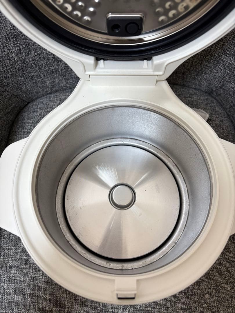 ⭐︎美品⭐︎ BALMUDAバルミューダ 炊飯器 K03A-WH 白ホワイト