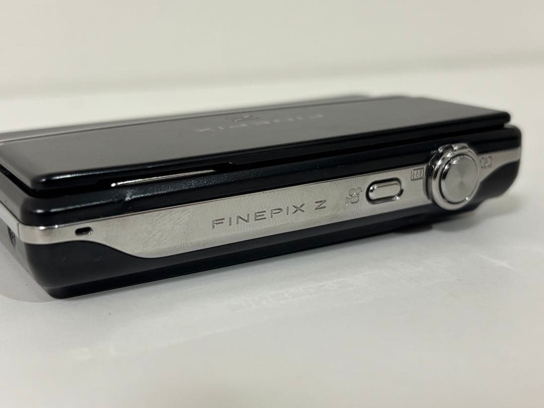 美品 FUJIFILM FINEPIX Z90 デジタルカメラ デジカメ 黒