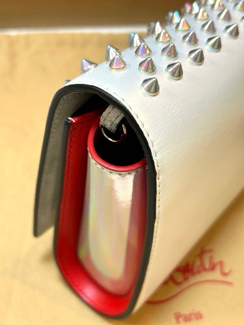 新品未使用　正規店購入　ルブタン パロマ スタッズ クラッチショルダーバッグ