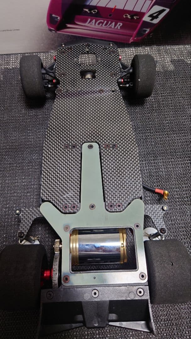 京商 プラズマLM XJR-14 Carbon Edition