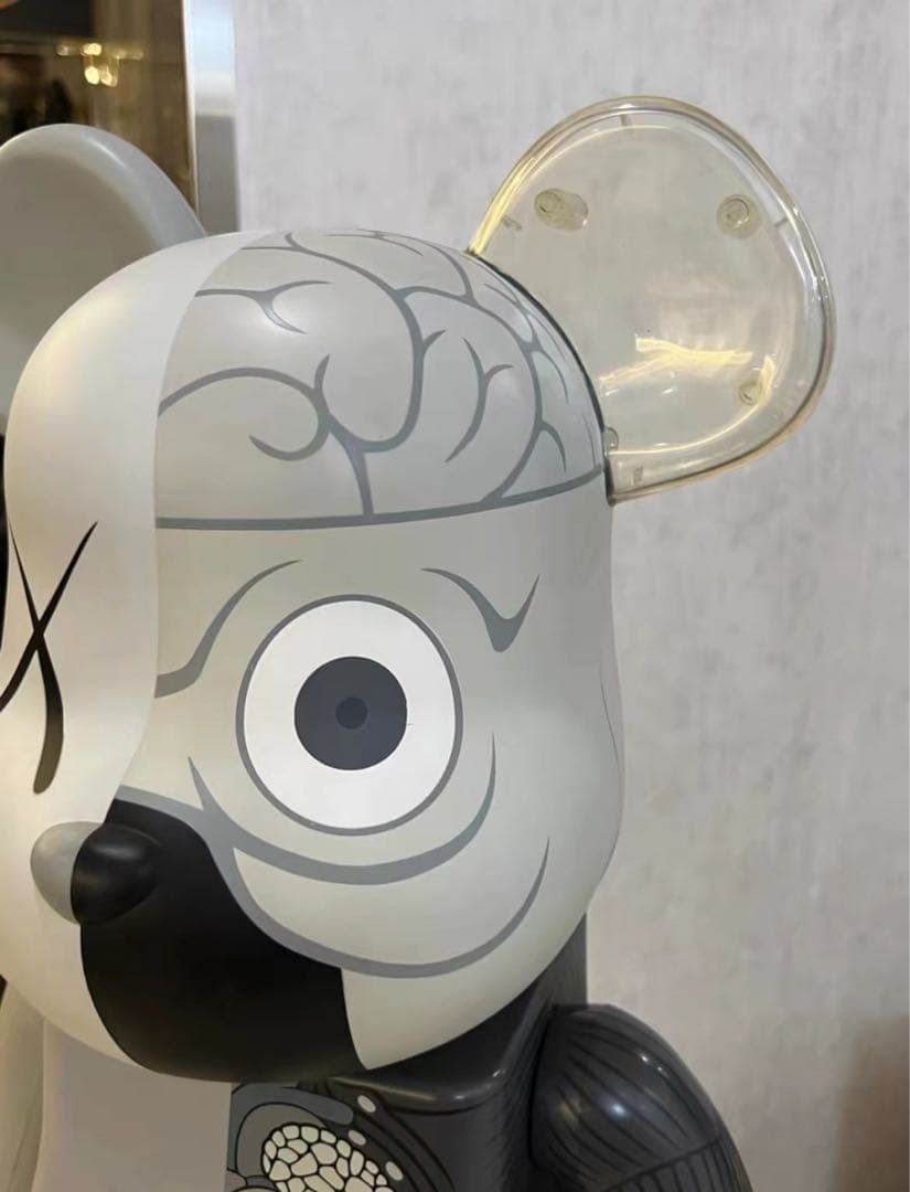 正規品　ベアブリック1000% 人体模型 カウズ kaws フィギュア