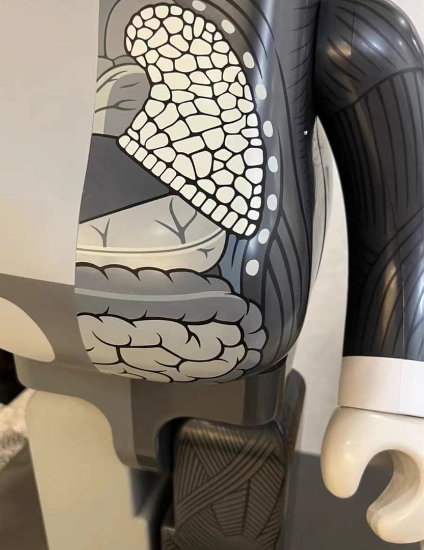 正規品　ベアブリック1000% 人体模型 カウズ kaws フィギュア