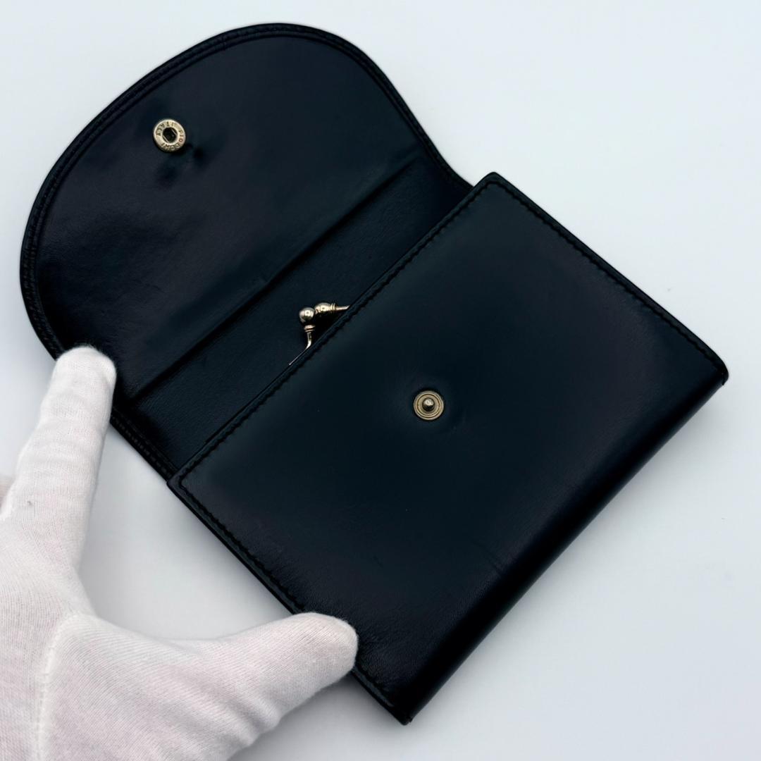 CELINE セリーヌ 馬車金具 がま口 三つ折り財布 ブラック レザー