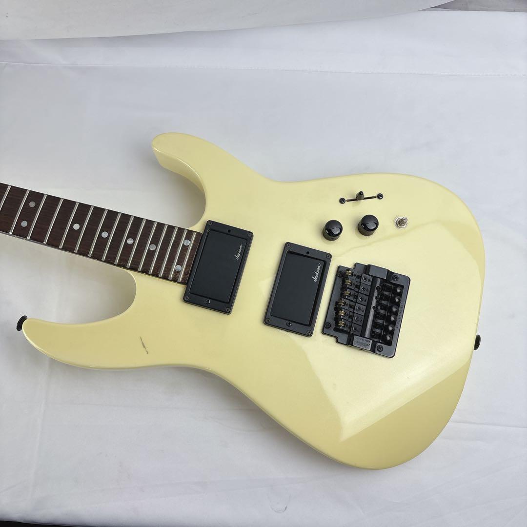 CHARVEL BY JACKSON Model5 ソロイストトレモロ