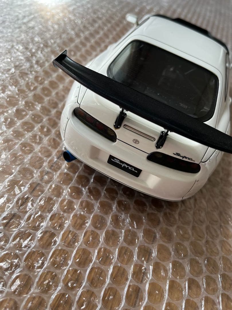 1/18 スープラ ホワイト ブラック　イグニッションモデル