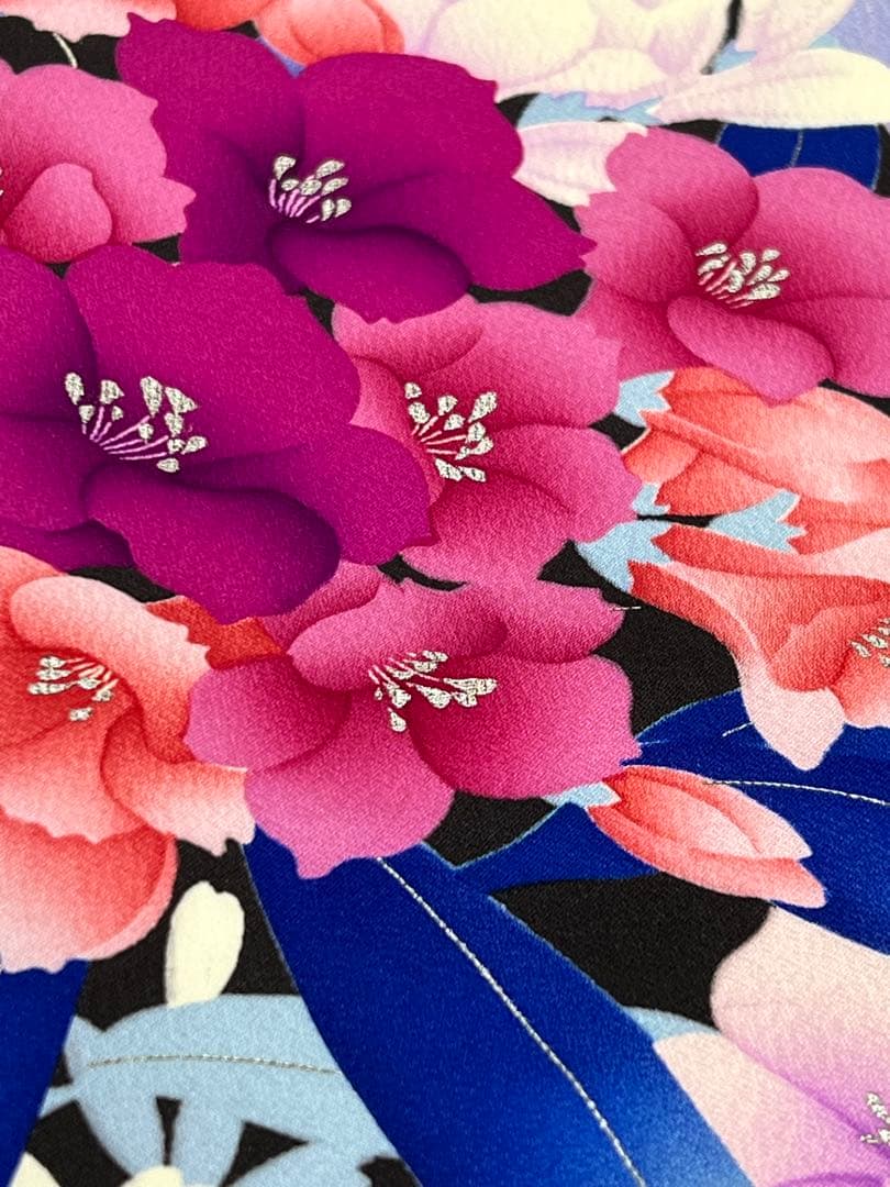 振り袖　フルセット　長襦袢付　モダン　珍品　洋花　金彩加工　620