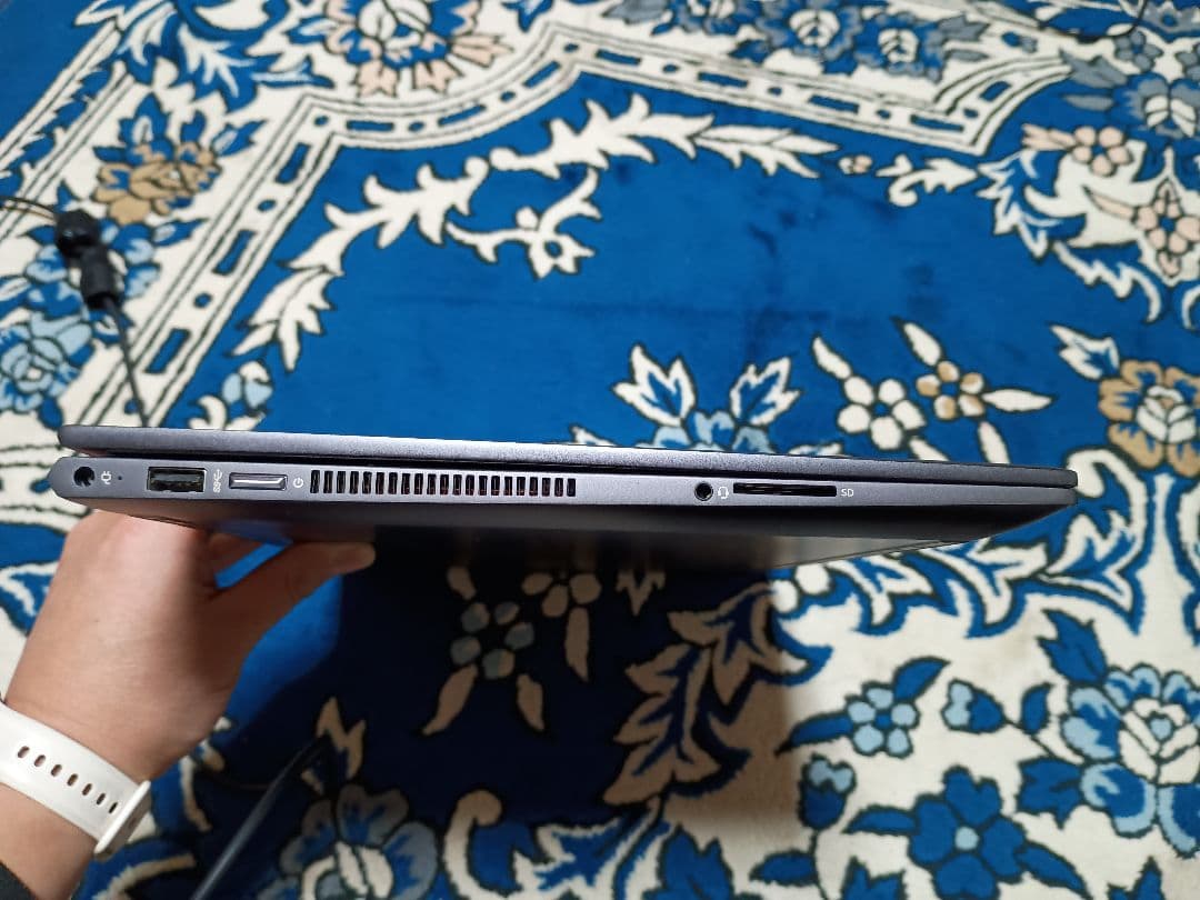 Windowsノート本体 HP ENVY x360 Convertible 15-cp0017AU