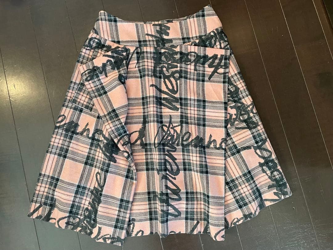 【新品】ヴィヴィアンウェストウッドピンク系タータンチェックプリーツスカート38
