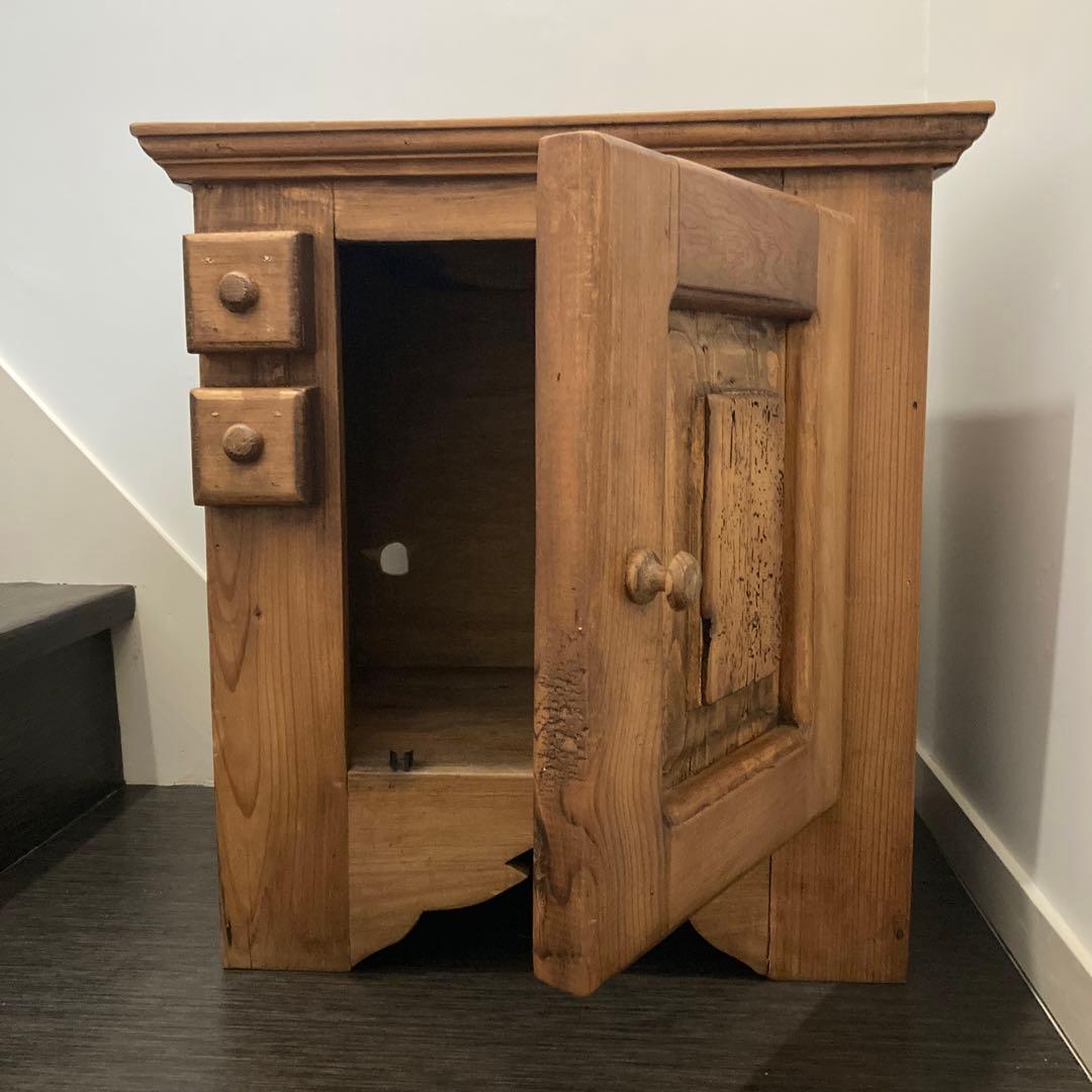 アンティーク　サイドチェスト