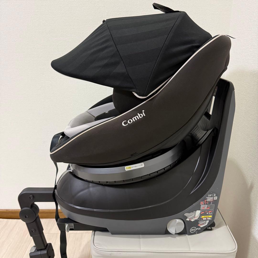 極美品【限定色】Combi クルムーヴスマートisofixエッグクッションNeo