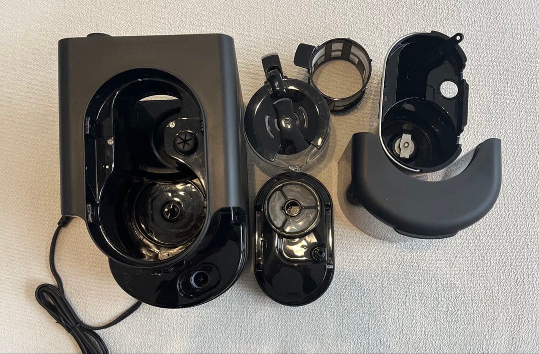 2025年製　siroca 全自動コーヒーメーカー SC-A352 ブラック