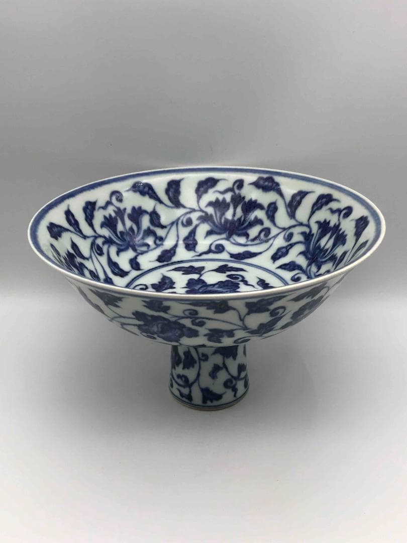 明宣德時代 【大明宣德年製】在銘 染付 御製青花吉瑞唐草花卉文(C-60)