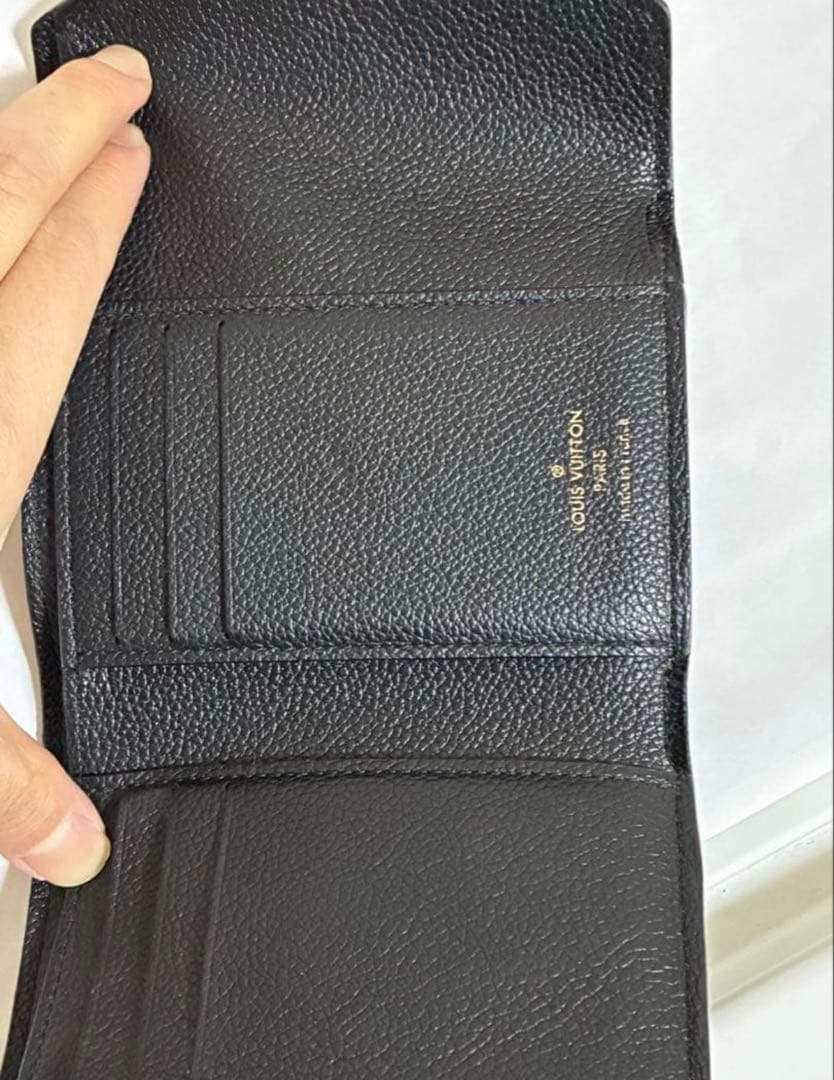 ポルトフォイユ　ヴィクトリーヌ　アンプラント　美品