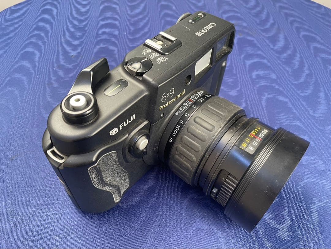 FUJIFILM フジフィルム GW 690III 中判カメラ