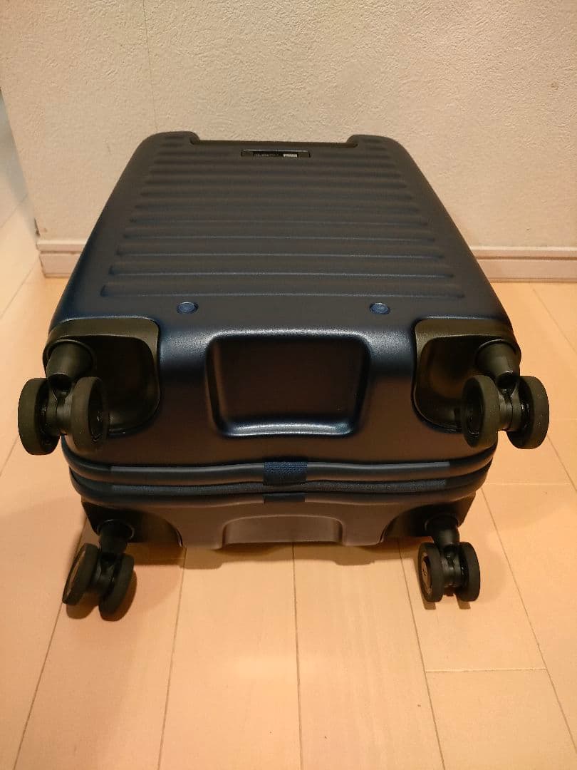 LOJEL　Cubo　スーツケース　ネイビー　S　機内持ち込み　TSAロック
