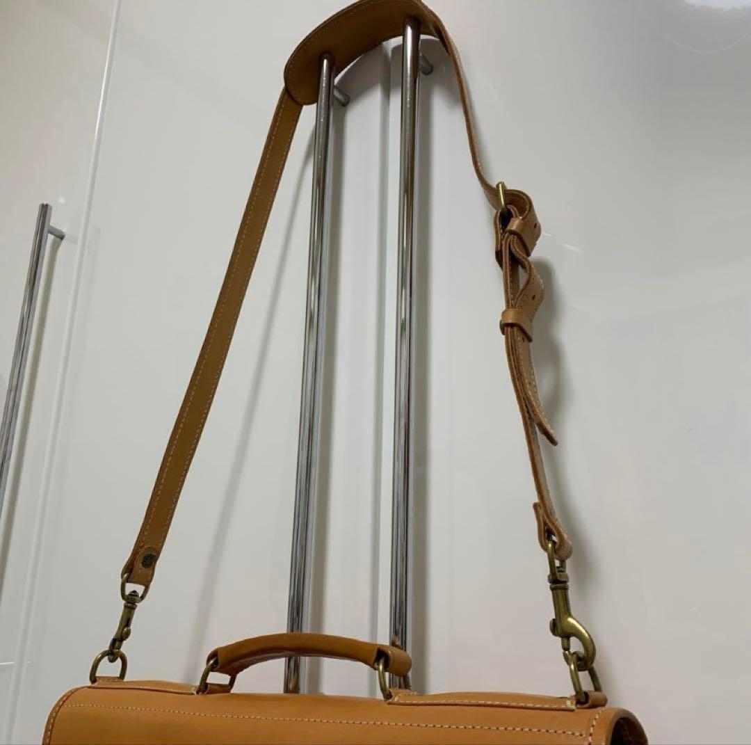 週末値引　BREE ビジネスバック　ヌメ革　USED