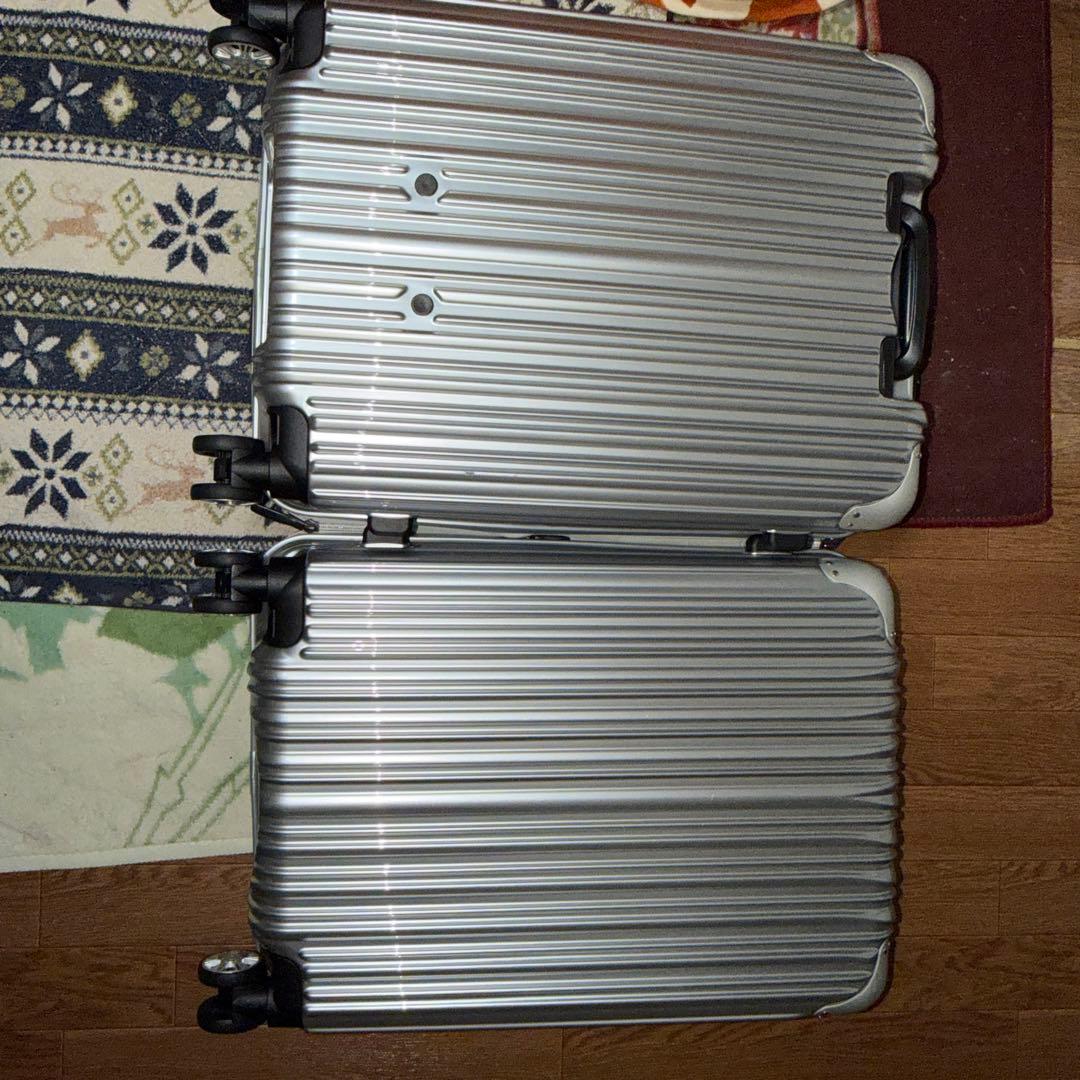 TRIDENT中型アルミニウム合金キャリーケース