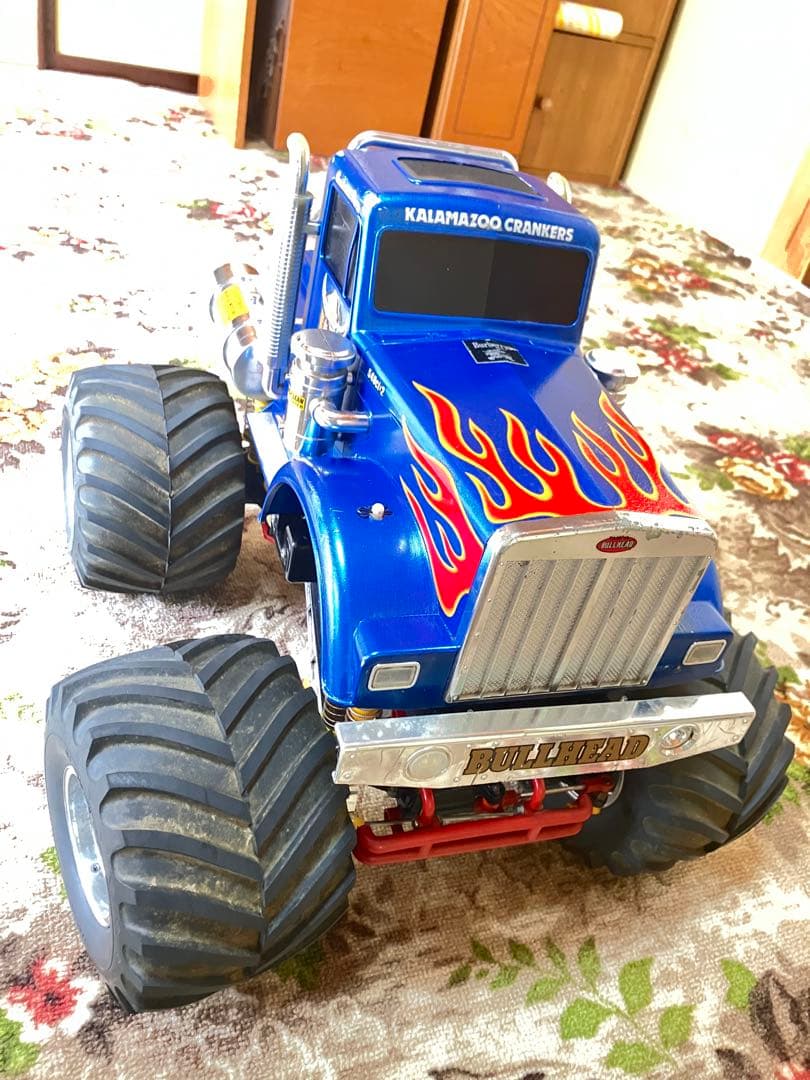 BULLHEAD ラジコン トラック 青、車体のみ。